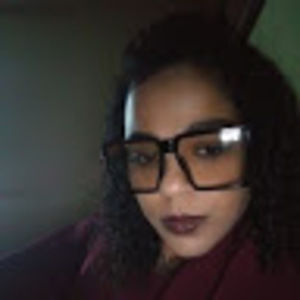 Meet your Posher, Leanna
